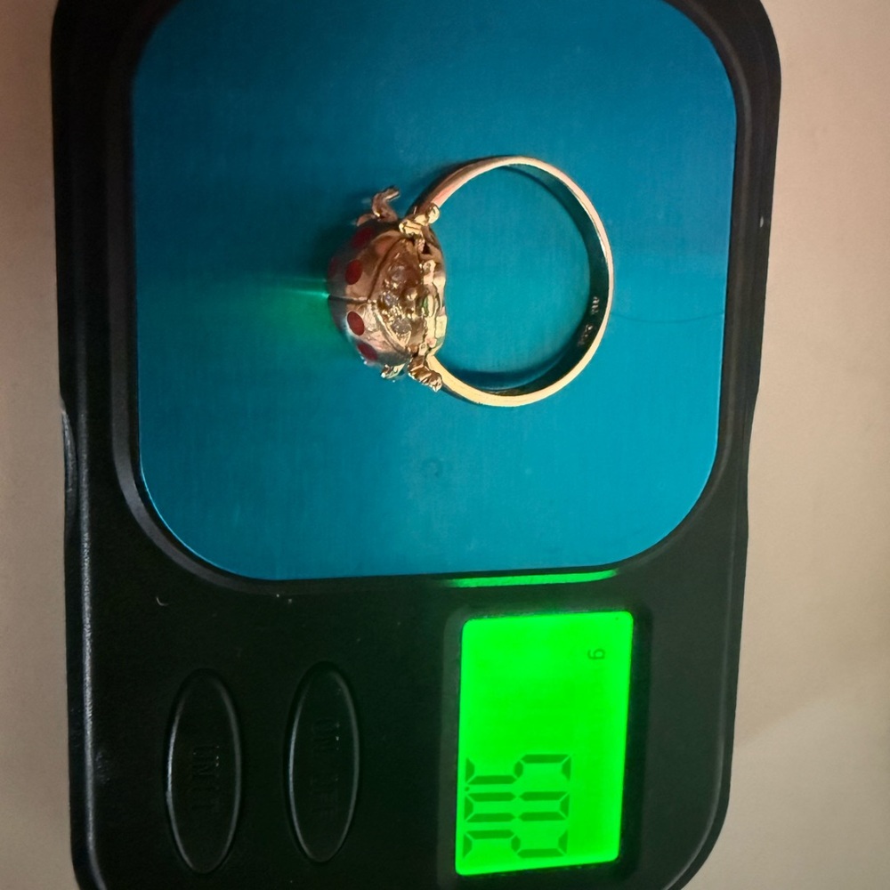 14k Solid Gold Ladybug Ring - image 8